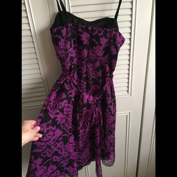 Nanette Lepore 100% silk strapless dress, size 6 - Picture 7 of 7